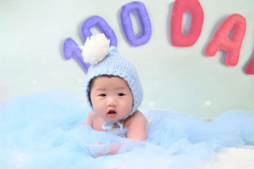 武夷山宝宝不哭不闹正常吗